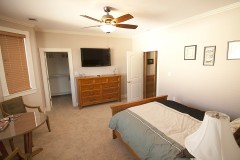 upper-guest-room